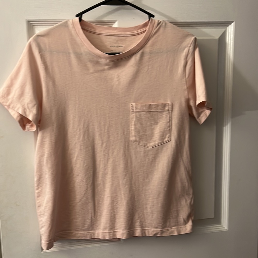 EVERLANE pink t shirt in size S